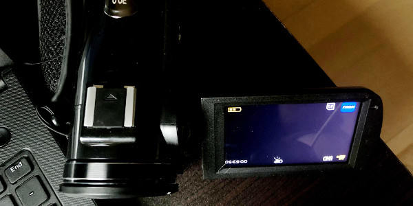 ドンキ 4K ビデオカメラ