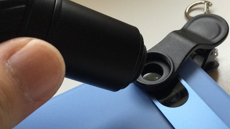 スマホ 望遠レンズで月を撮影してみた